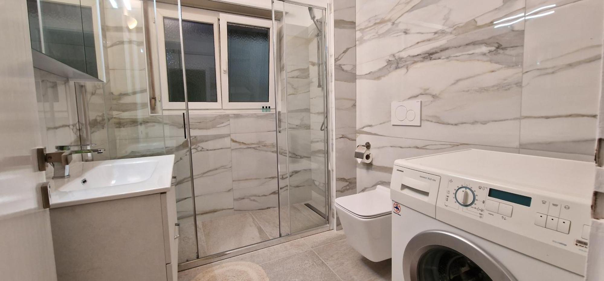 Lugano Lakeview Apartment Private Parking & Self Check-In Exterior photo
